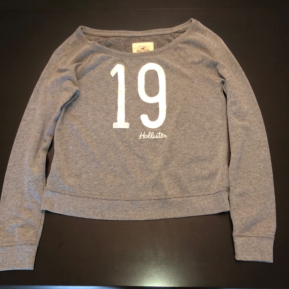 Hollister sweatshirt